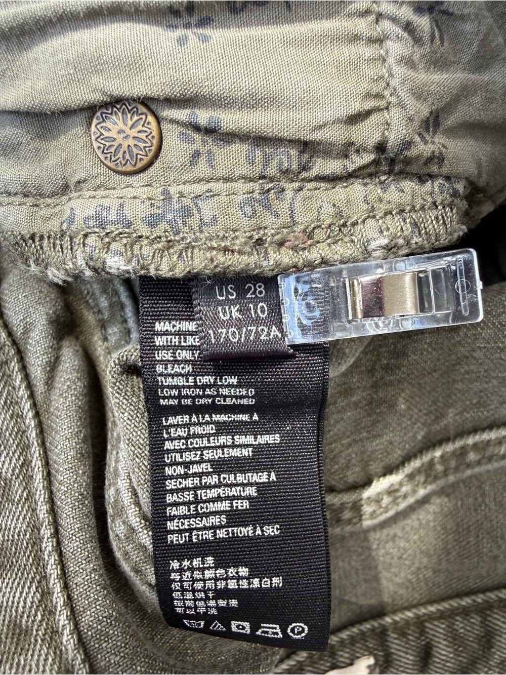 Free People We The Free Sequoia Distressed Denim Shorts Olive Green Size 28 - Picture 10 of 13